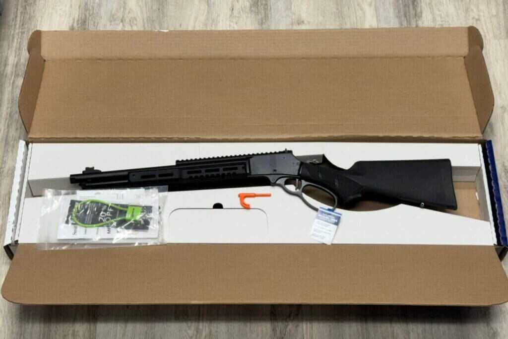 Stealth Hunter Rife in box