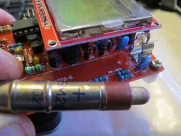 Note that the G-M tubes are polarized. Make sure the plus terminal is on the plus end of the tube. 