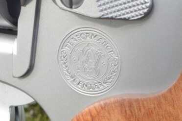 Smith & Wesson Snubby .357 Revolver - Performance Center 686--Review smith 1646