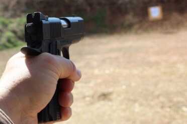 The T4 offers more than enough grip, but maintains an ideal size for everyday carry.