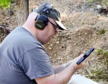 The MAG 40 class poses real world challenges. Fast mag changes on a single-stack are harder to nail.