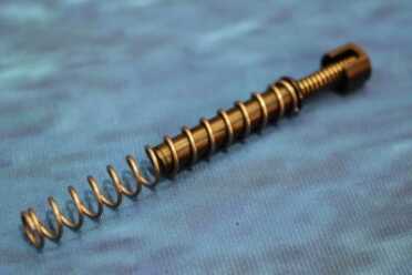 The double-spring that has proven crucial for the success of some compact 9s.