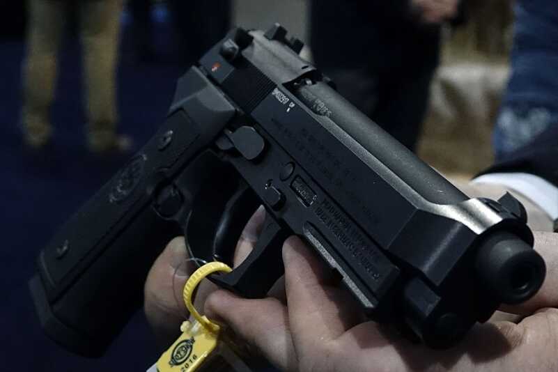 Beretta Earnest Langdon CCW PX4, .22LR M9A1 - SHOT Show 2016 Beretta 5