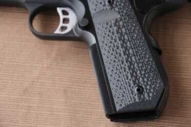 A close up of the grip, which you can customize to your liking.  