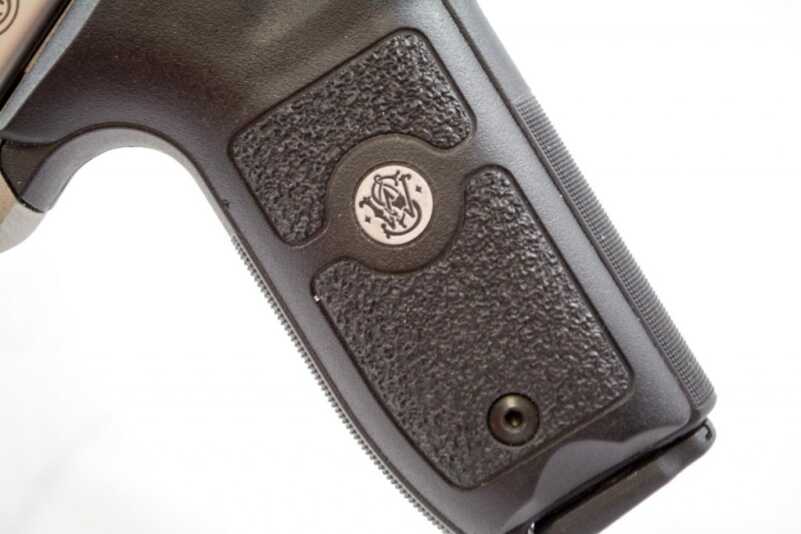 We Shoot the New Smith & Wesson Victory .22 LR Pistol The polymer grip resembles that of the Model 22A.