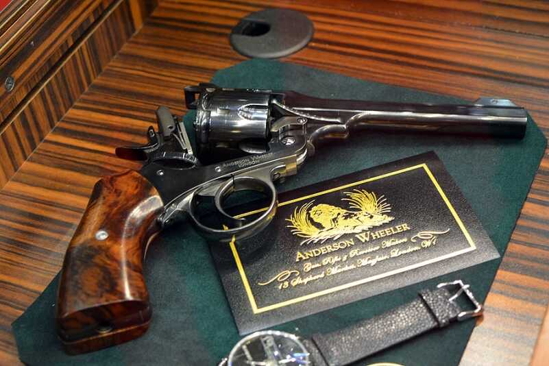 Shoot-out: Colt Python vs. Smith & Wesson 686 The Wheeler Mk VII.