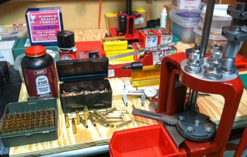 Reloading bench