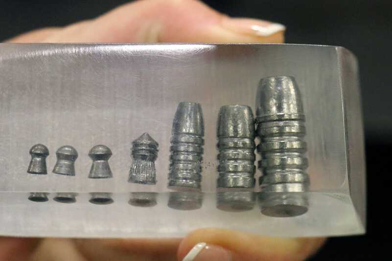 Airforce Airguns: World's Most Powerful Air Guns Add New Calibers -- SHOT Show 2016 These aren't backyard guns, but air rifles designed for hunting.