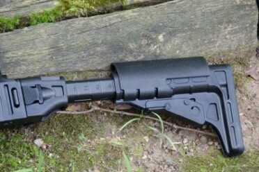 The stock of the Bren Carbine, in addition to folding, can also be adjusted for varying lengths to adjust for body armor, clothing, etc.