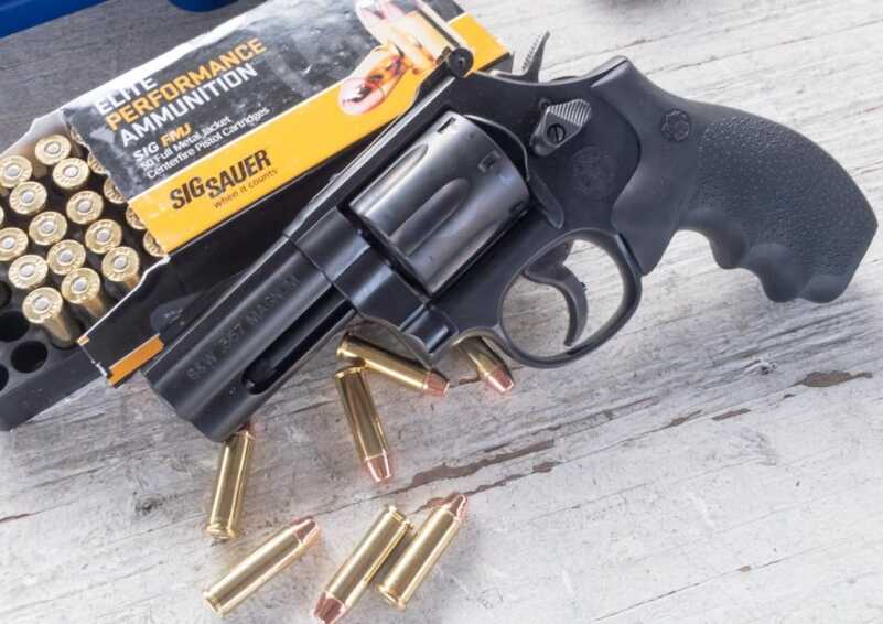 A Recoilless Snubbie .357? The 7-Shot Smith & Wesson Performance Center 586 L-Comp - Full Review I tested the 586 with all .357 Magnum ammo, like this Sig Sauer 125-grain FMJ, as it was so comfortable to shoot higher power loads.