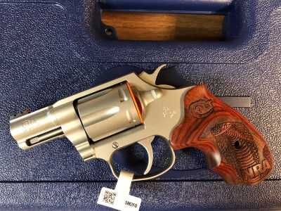 Beautiful! Custom Engraved NRA Grips on New Limited Edition Colt Cobra