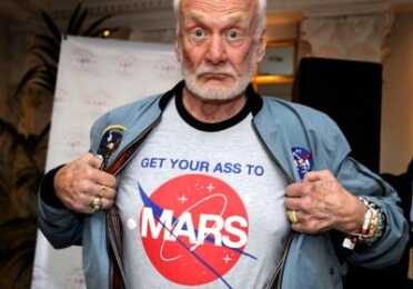 Trump Calls for the Commission of United States Space Force