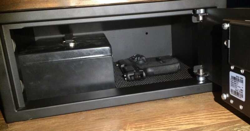 Zvetco Biometric’s S6000 Smart.Safe. Will be There When You Need It Every.Time. Zvetco Biometric’s S6000 Smart.Safe. Will be There When You Need It Every.Time.