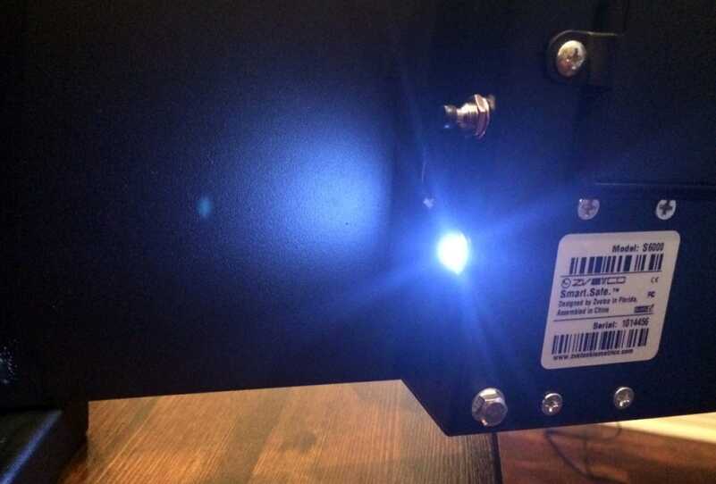 Zvetco Biometric’s S6000 Smart.Safe. Will be There When You Need It Every.Time. Zvetco Biometric’s S6000 Smart.Safe. Will be There When You Need It Every.Time.