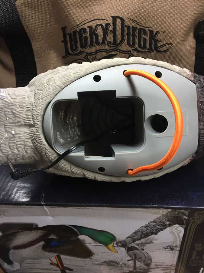 Lucky Ducks New HDi Lithium-Ion Spinning Decoy Lucky Ducks New HDi Lithium-Ion Spinning Decoy