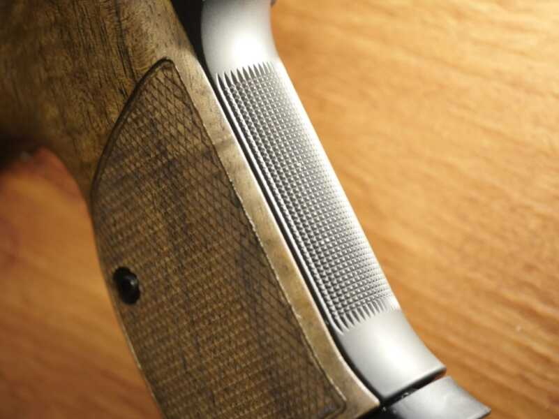 SIG's New P210 Standard & Coyote Tan P365 - NRA 2019 SIG's New P210 Standard & Coyote Tan P365 - NRA 2019