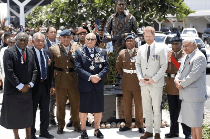 Miracle at Mirbat: When an SAS Operator Singlehandedly Held Off an Army with a Howitzer Miracle at Mirbat: When an SAS Operator Singlehandedly Held Off an Army with a Howitzer