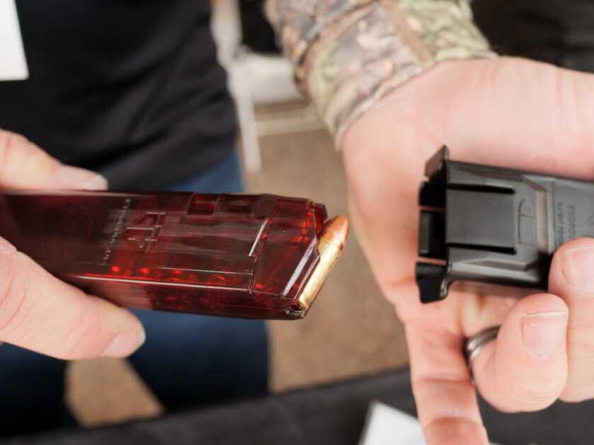 Can You Load 10 Rounds At Once? The CAM Loader From ETS Can - SHOT Show 2022 Can You Load 10 Rounds At Once? The CAM Loader From ETS Can - SHOT Show 2022