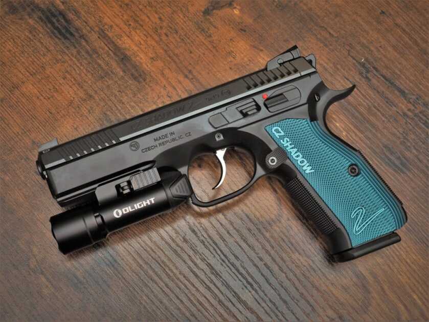 New Olight Valkyrie Turbo LEP - Laser Weapon Light? Full Review