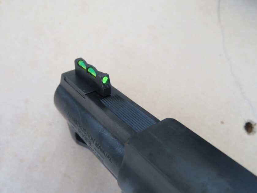 HiViz Lite Wave green fiber optic front sight on Ruger GP100.