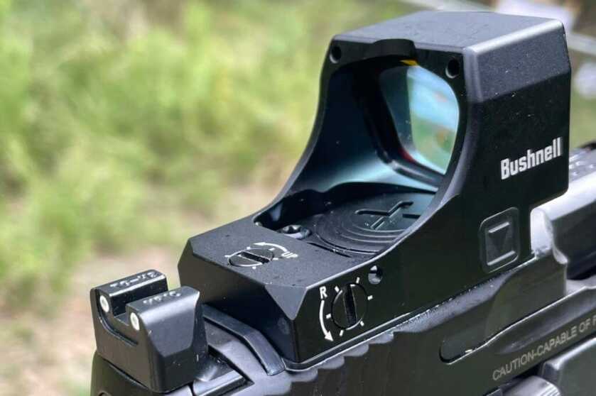 2 - Bushnell RXM-300 Reflex Sight Review Bushnell RXM-300 windage and elevation turrets