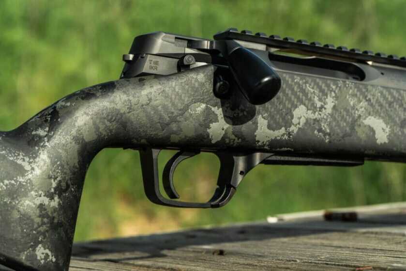 Strasser RS 700 Action and bolt