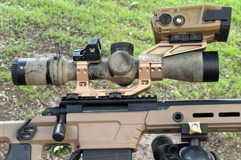 Offset ROF Mount with the Vortex Defender-ST optic