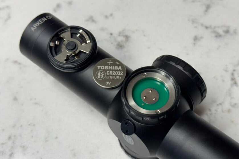 Battery removed from Arken scope