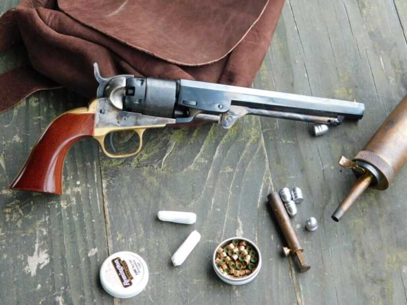 traditions deluxe tubular flask with colt 1862 pocket navy revolver, caps, and bullets; a top gift for black powder shooters