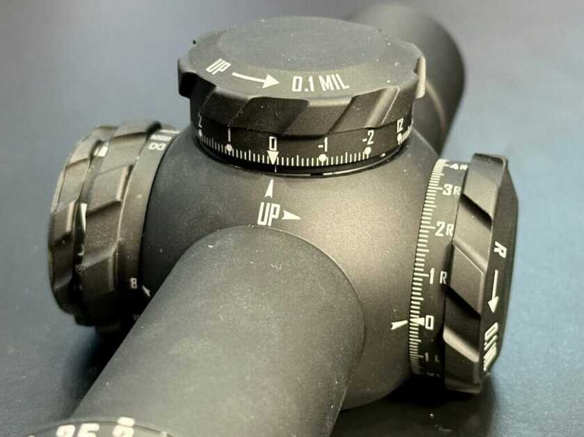 Closeup view of the turrets on the ZC210 LPVO.