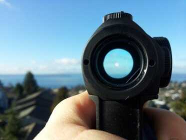 Aimpoint Micro H-1 Review View through the Aimpoint H-1