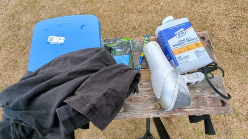 Kit to remove junk
