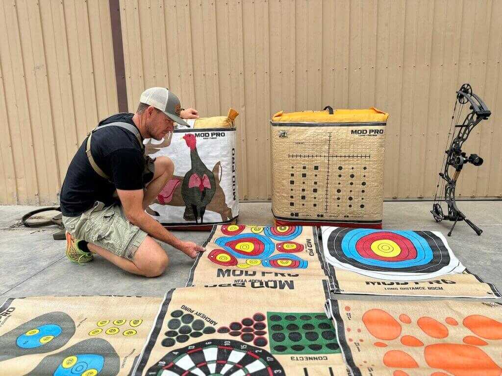Morrell Yellow Jacket MOD Pro archery target with interchangeable target faces