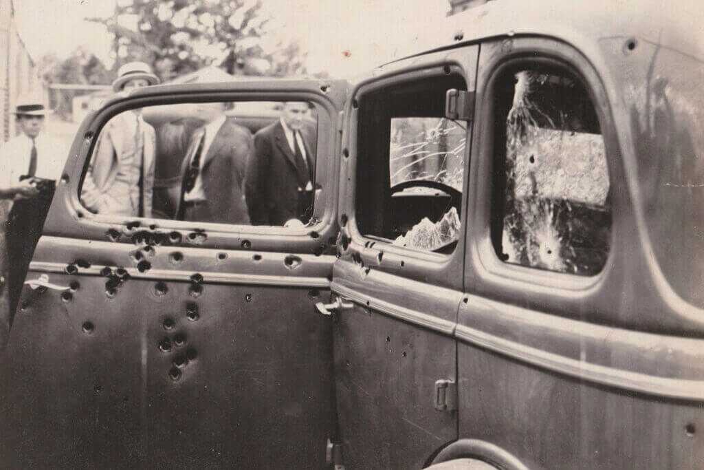 Bonnie and Clyde death car shot to pieces after Frank Hamer ambush in Louisiana