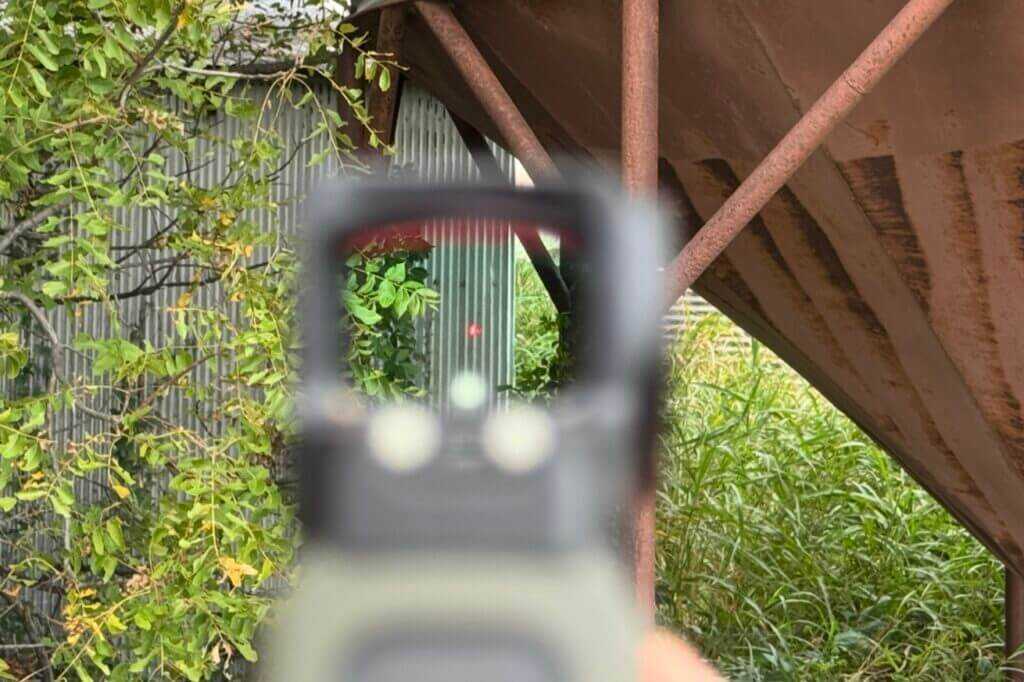 red dot