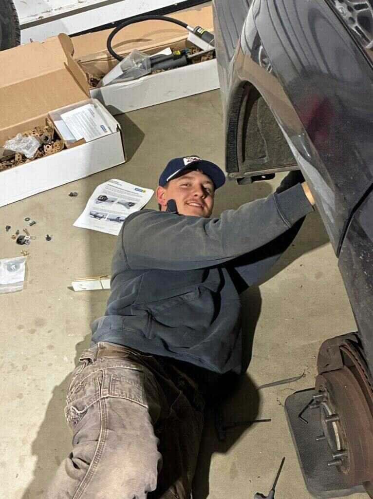 Installing Bilstein 8112 Zone Control CR shocks on a Lexus GX470