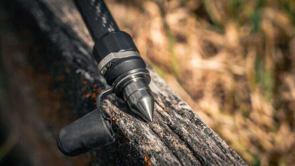 Backlanz PLR and Alpine bipod spiked feet with tethered rubber caps for dirt rock and grass