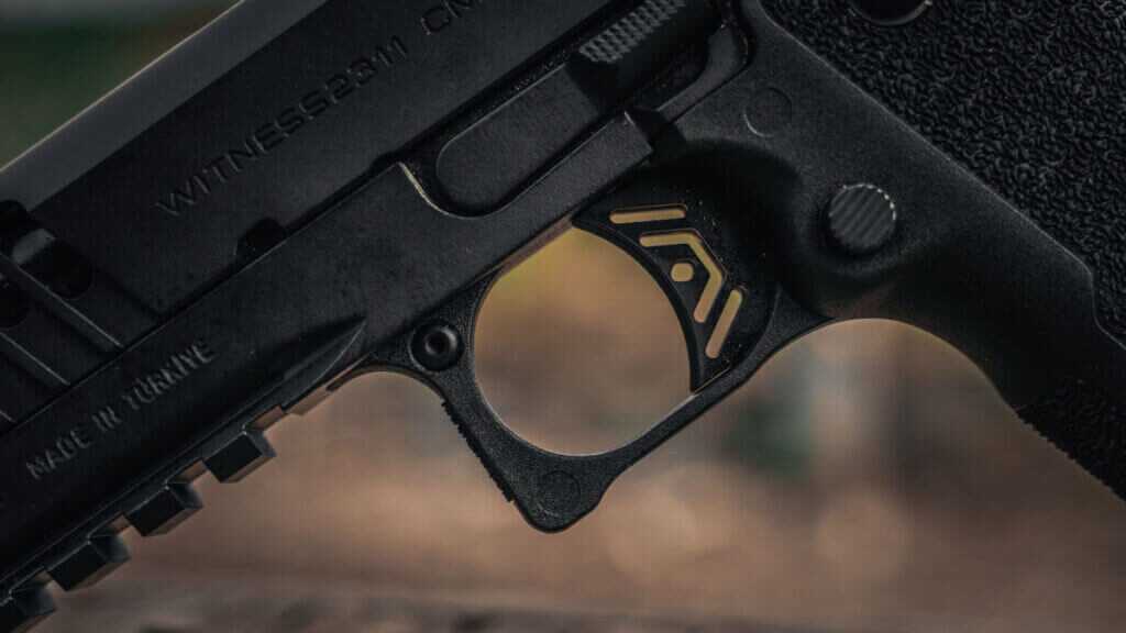 Skeletonized trigger on the EAA Witness2311 CMXX compact 2011 pistol
