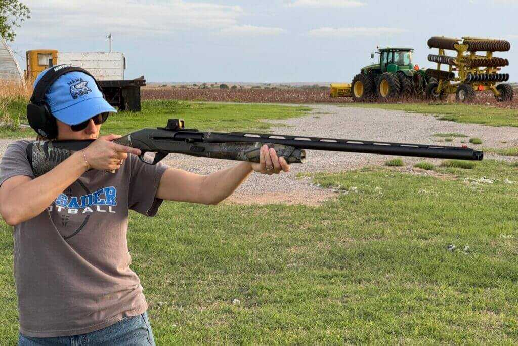 Shooter testing the Benelli Super Black Eagle 3 A.I. BE.S.T. on the range