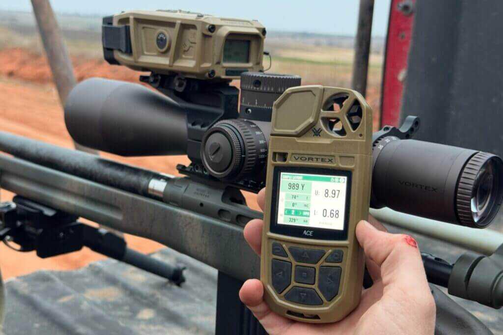 Vortex ACE wind reading paired with Impact 4000 before a direct long-range hit