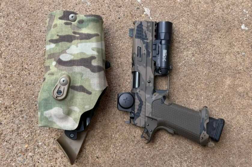 Safariland 6354RDSO holster for Staccato XC 5 with SureFire X300U weapon light