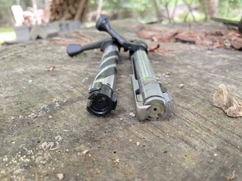 Winchester Model 70 controlled feed bolt compared to Browning X-Bolt push feed bolt