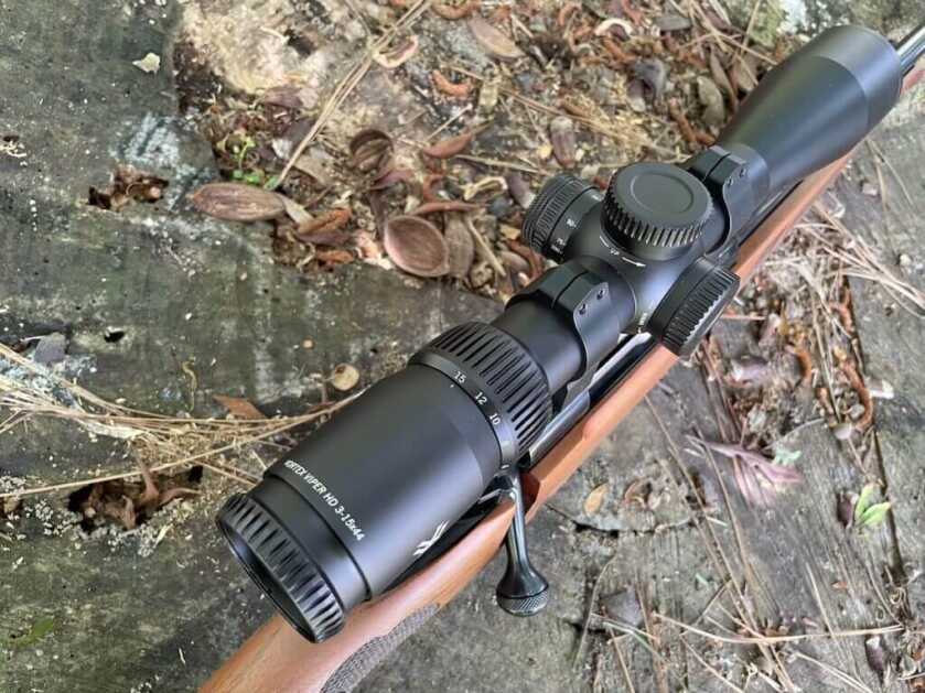 Vortex Viper HD 3-15x44mm scope mounted on Winchester Model 70 Featherweight