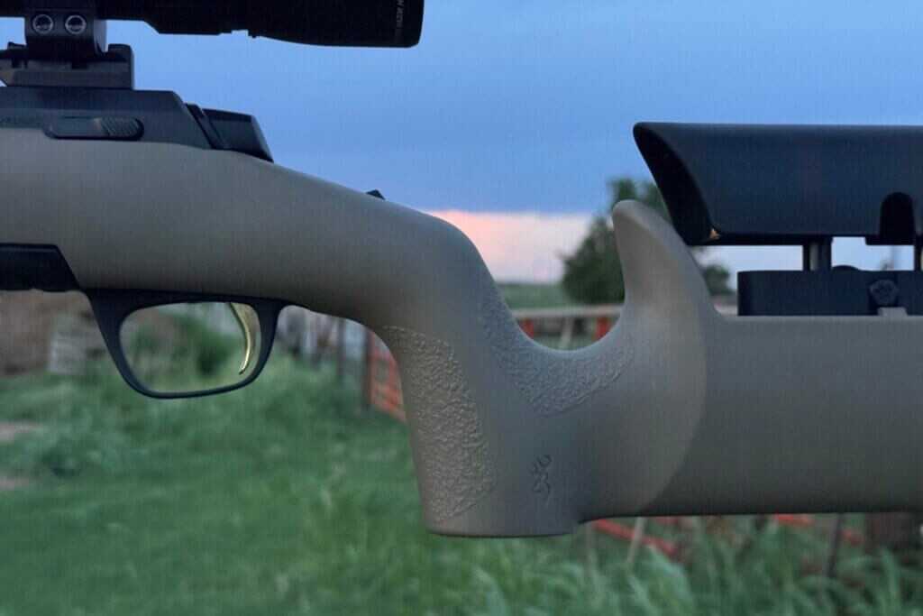 Vertical grip on the Browning X-Bolt 2 Special Max LR SPR Flat Dark Earth MAX stock