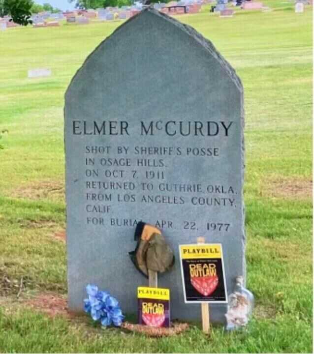 Final resting place of Elmer McCurdy after his strange path from outlaw gunfight to television prop