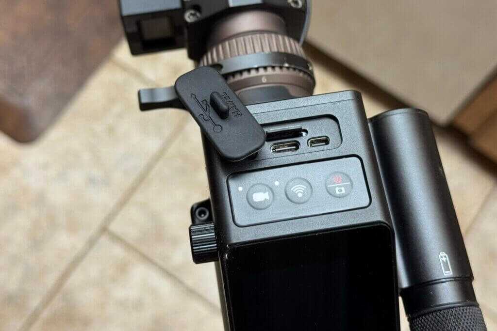 ScopeMate S28-TSC Max top controls with recording buttons, SD card slot, and USB-C charging port