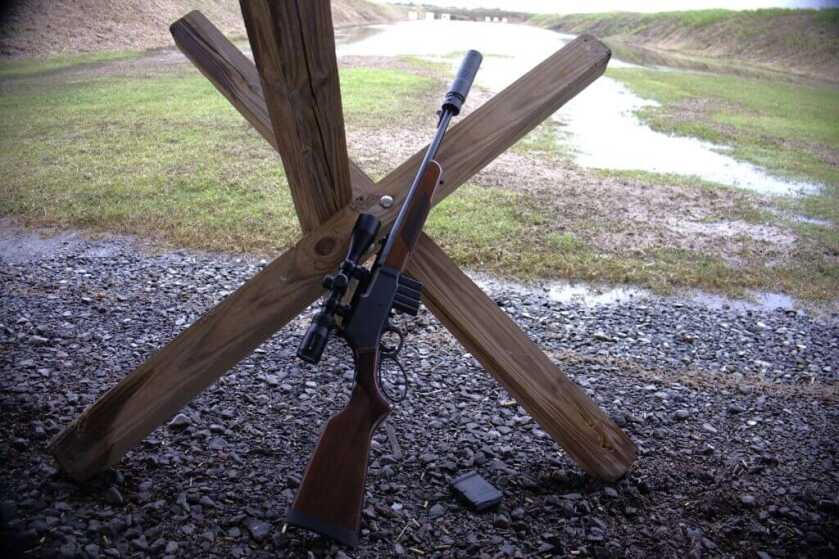 Author's Henry Supreme lever action rifle with AR-compatible magazine system