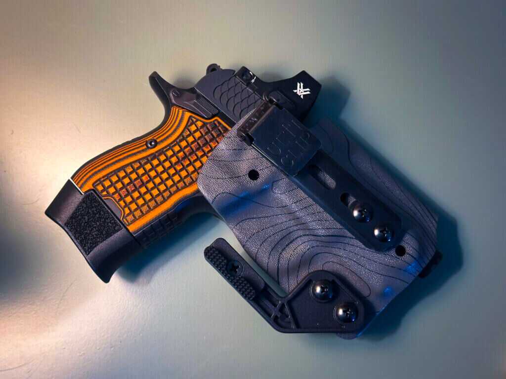 Reverse side of Kimber CDS9 Muddy River Tactical IWB holster showing concealment hardware