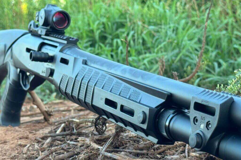 Benelli M2-G1 textured tactical handguard with integrated M-LOK accessory slots
