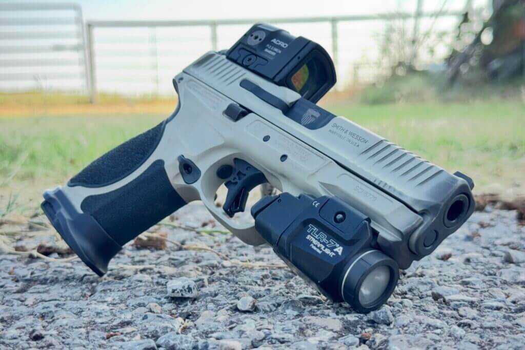 S&W Spec Series VI M&P 9 M2.0 Metal Compact with ported slide and Aimpoint ACRO P-2